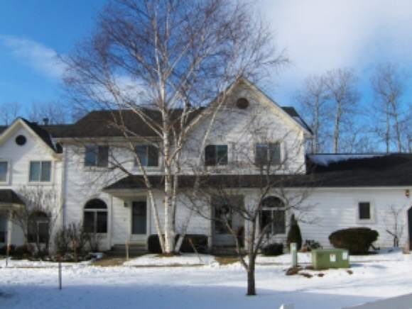 100 Lamoille Bluff, Unit 2