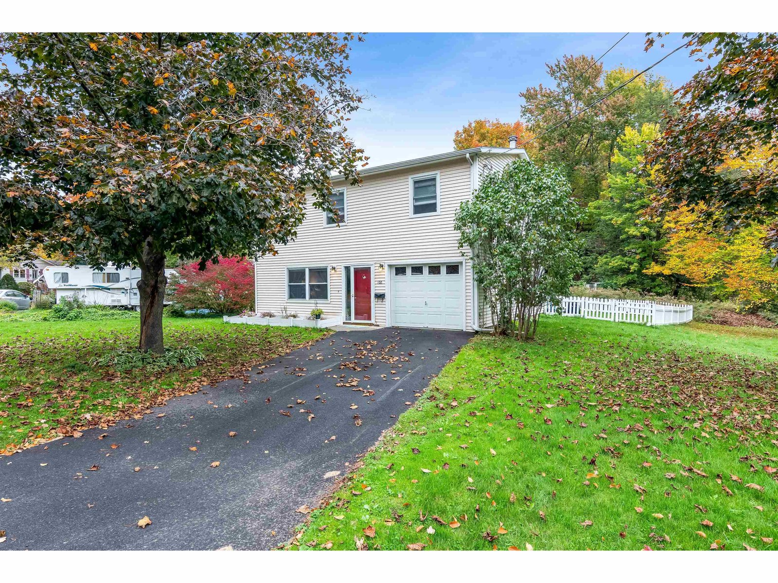 100 Oakwood Drive