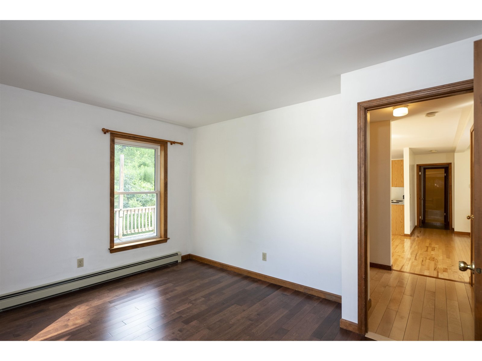 100 Riverside Lane