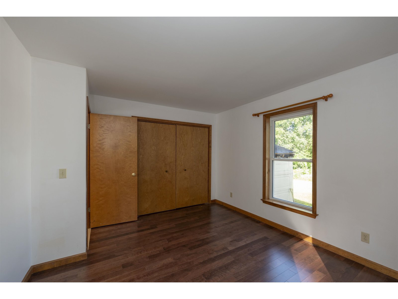 100 Riverside Lane