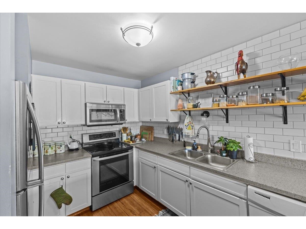 100 West Canal Street, Unit 8