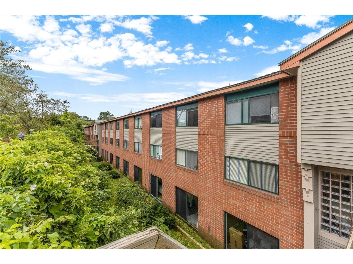 100 West Canal Street, Unit 8