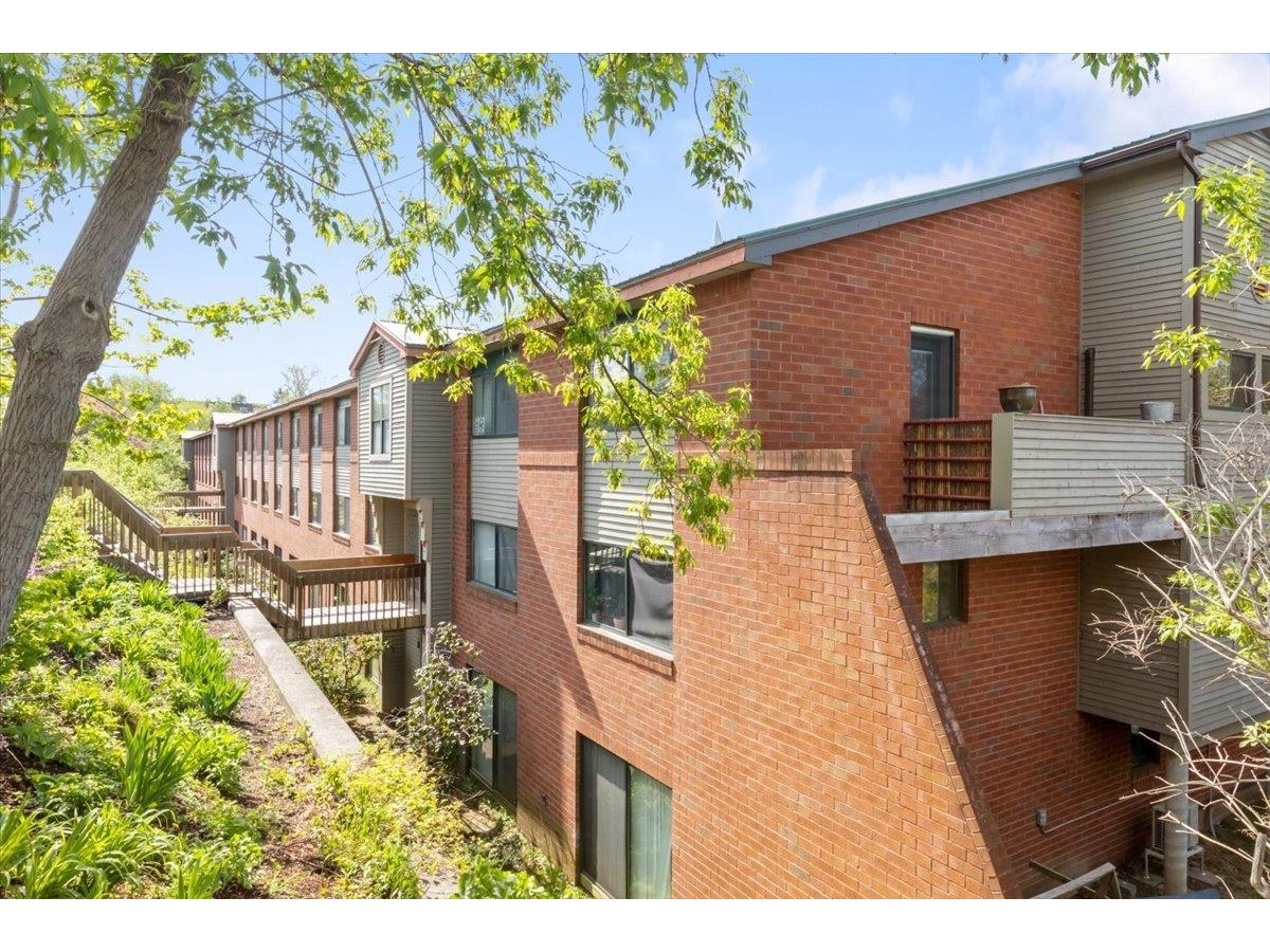 100 West Canal Street, Unit 9