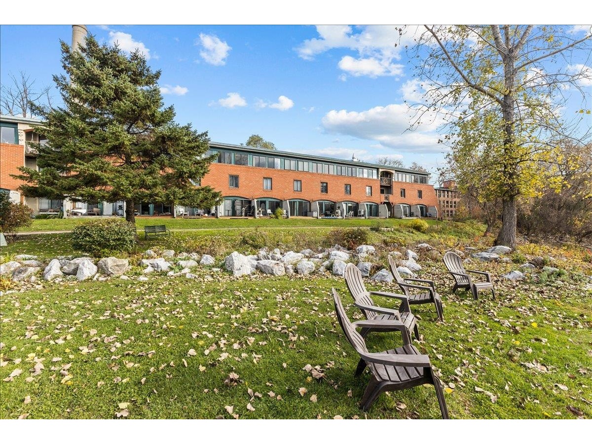 100 West Canal Street, Winooski