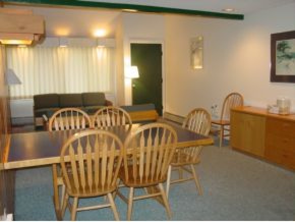 1003 Cape Cod, Unit 4E C