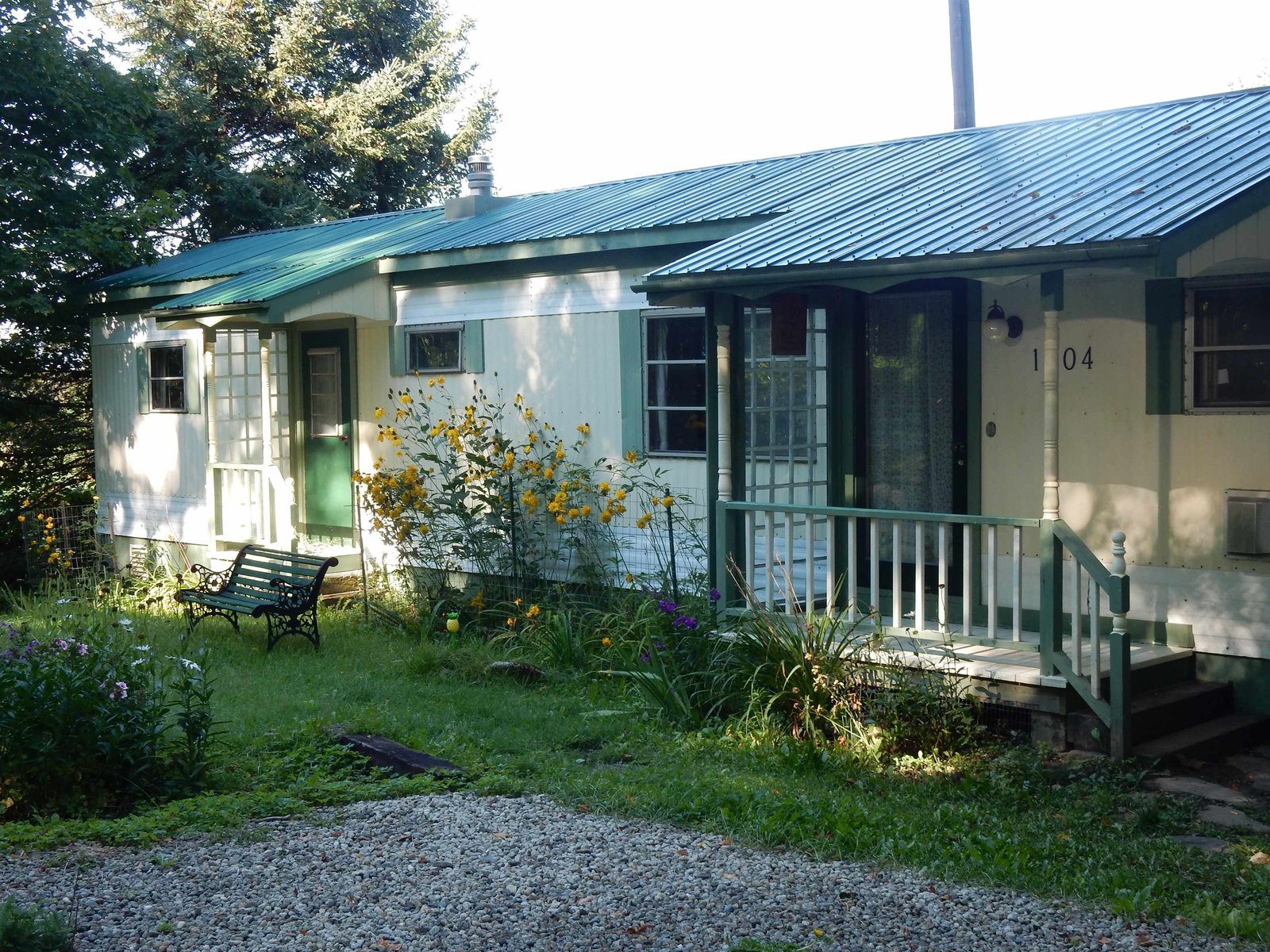 1004 Bushey Hill Road