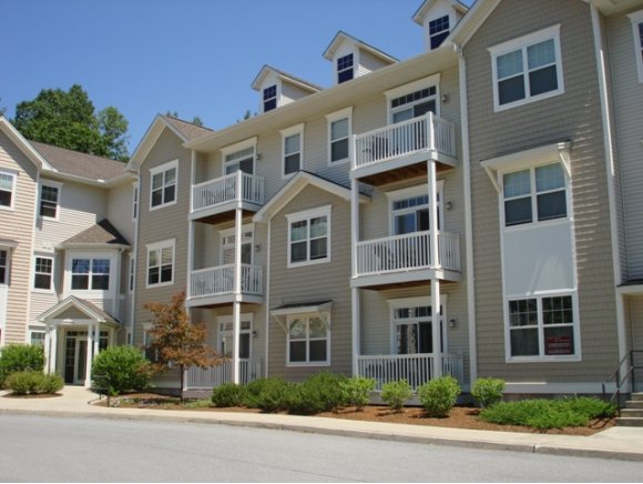 101 Eldredge street, Unit 106