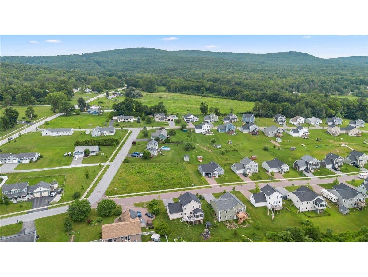 101 Horseshoe Circle