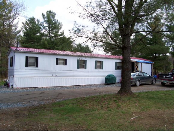 101 Pine Ln