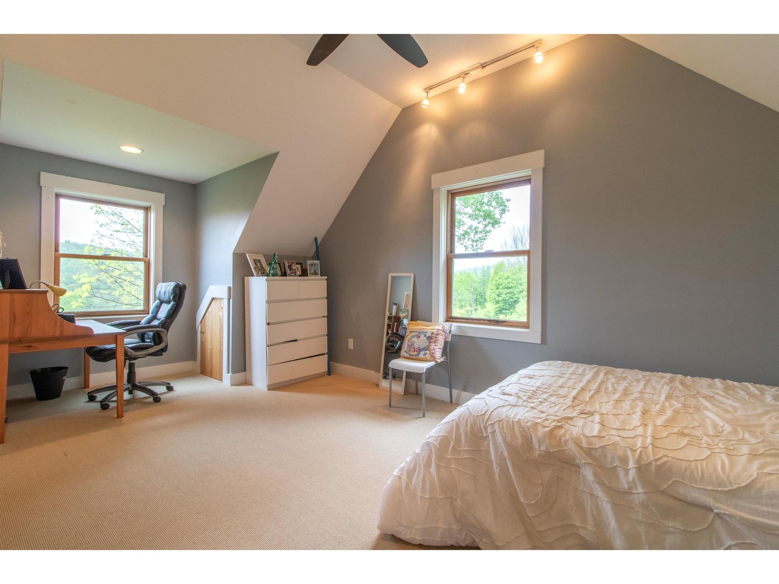 3rd level bedroom