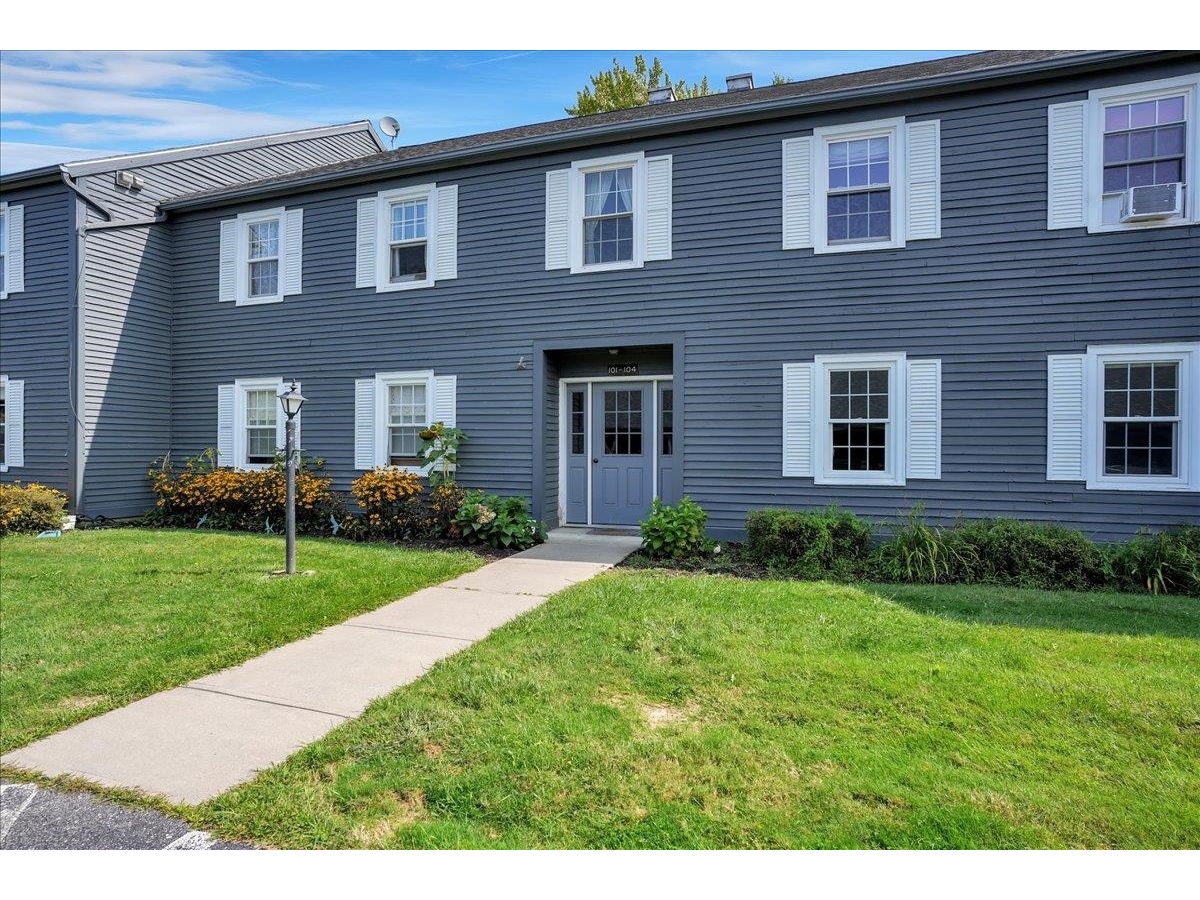 101 Twin Oaks Terrace, South Burlington