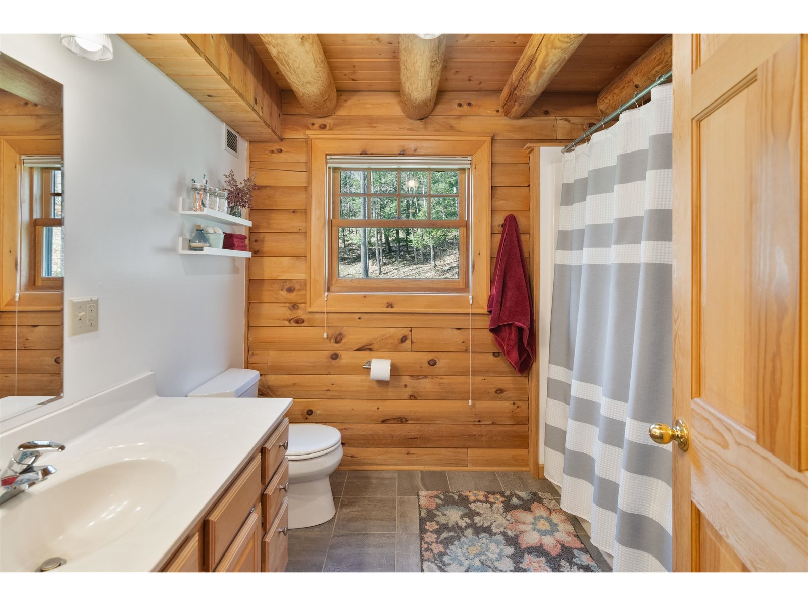 1011 Happy Hollow Road