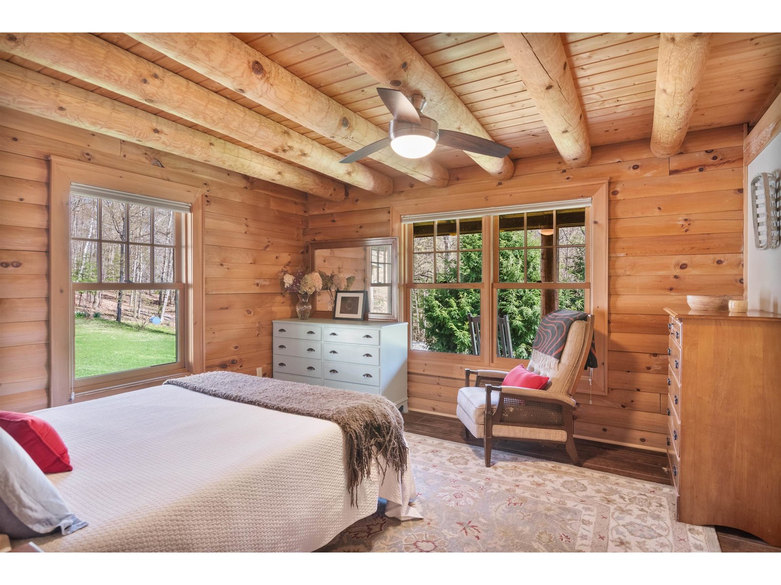 1011 Happy Hollow Road