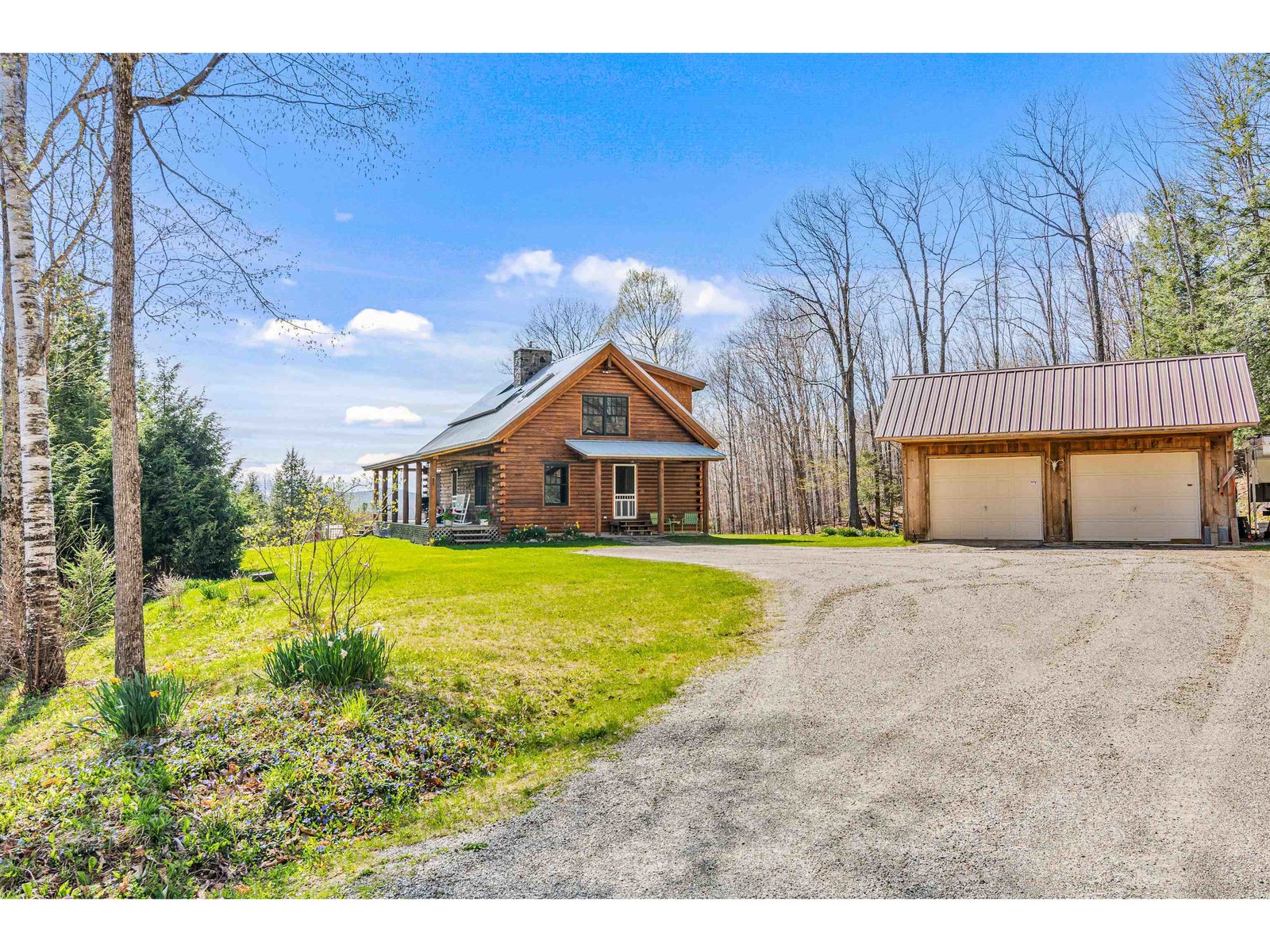 1011 Happy Hollow Road
