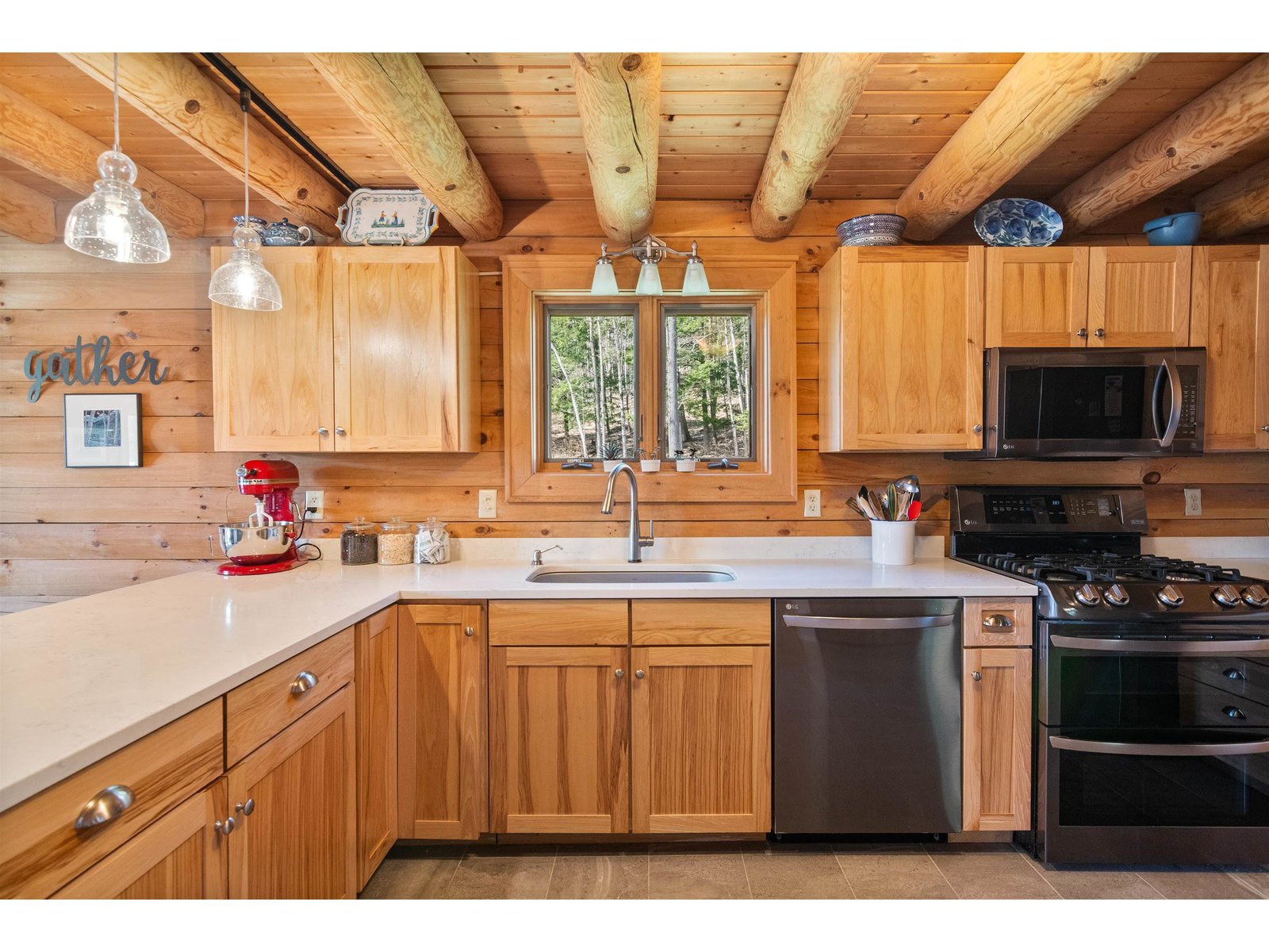 1011 Happy Hollow Road