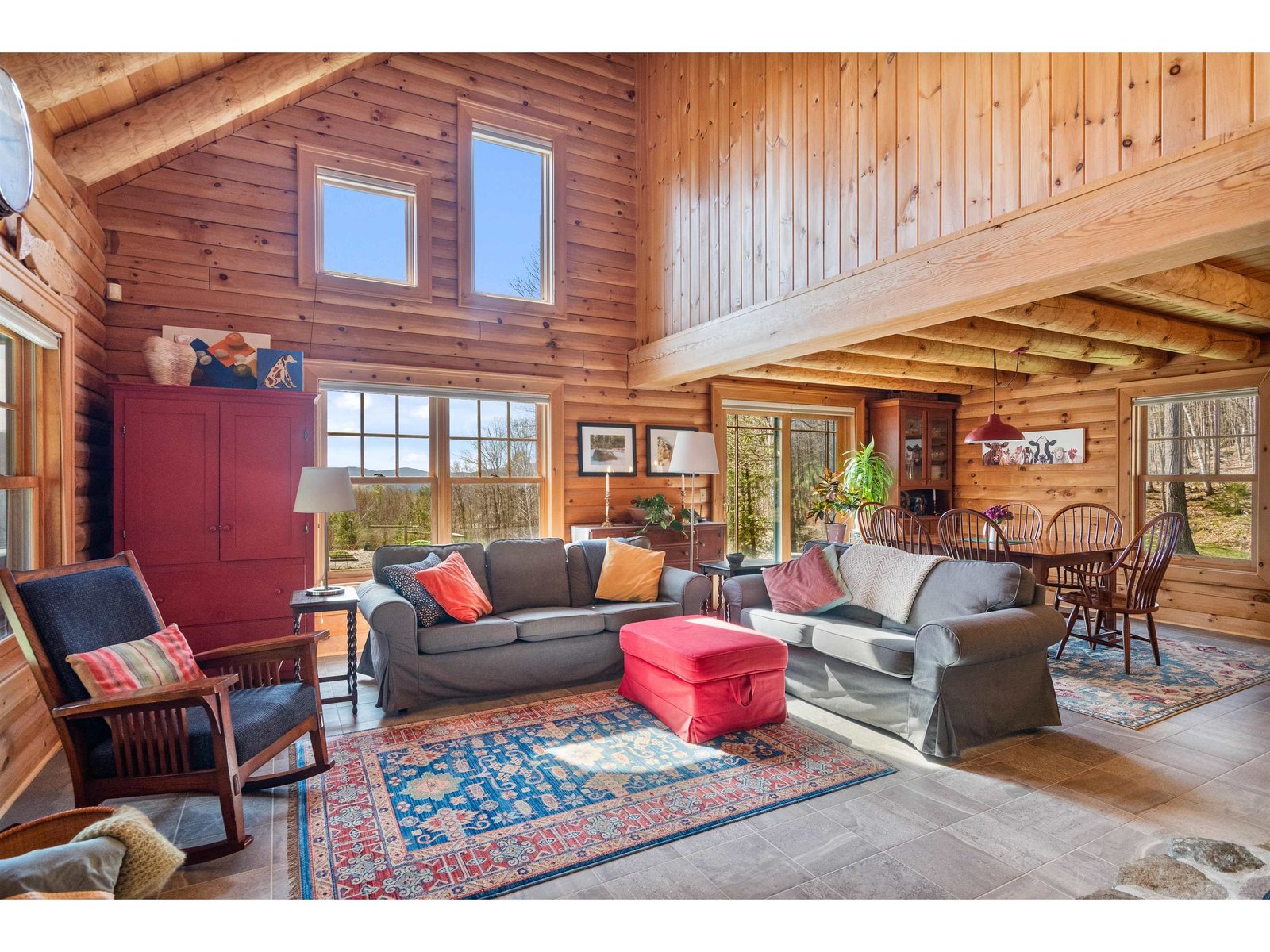 1011 Happy Hollow Road