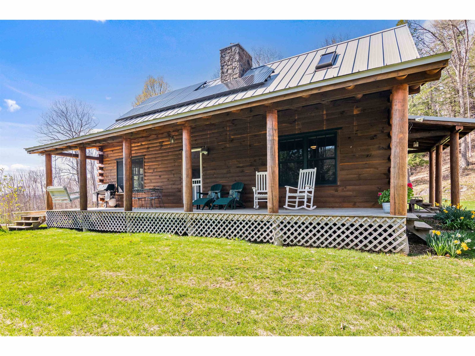1011 Happy Hollow Road