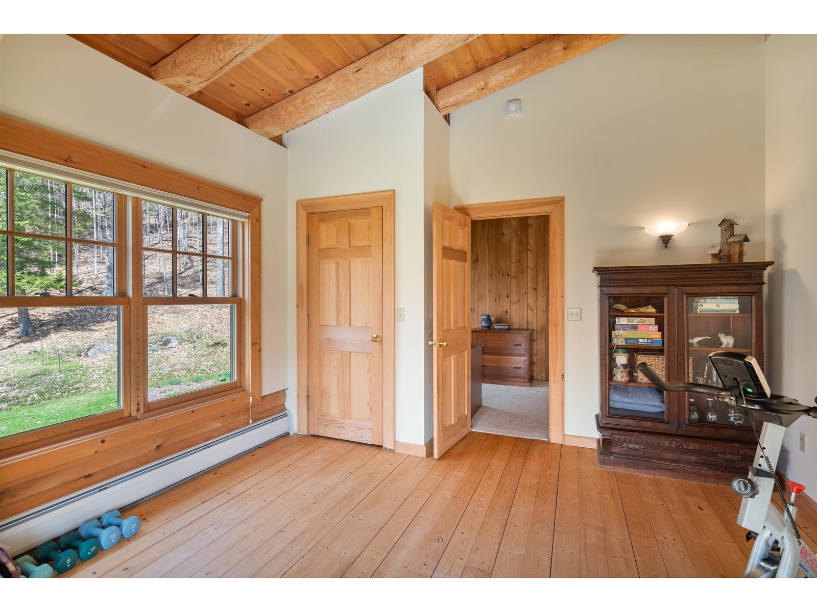 1011 Happy Hollow Road