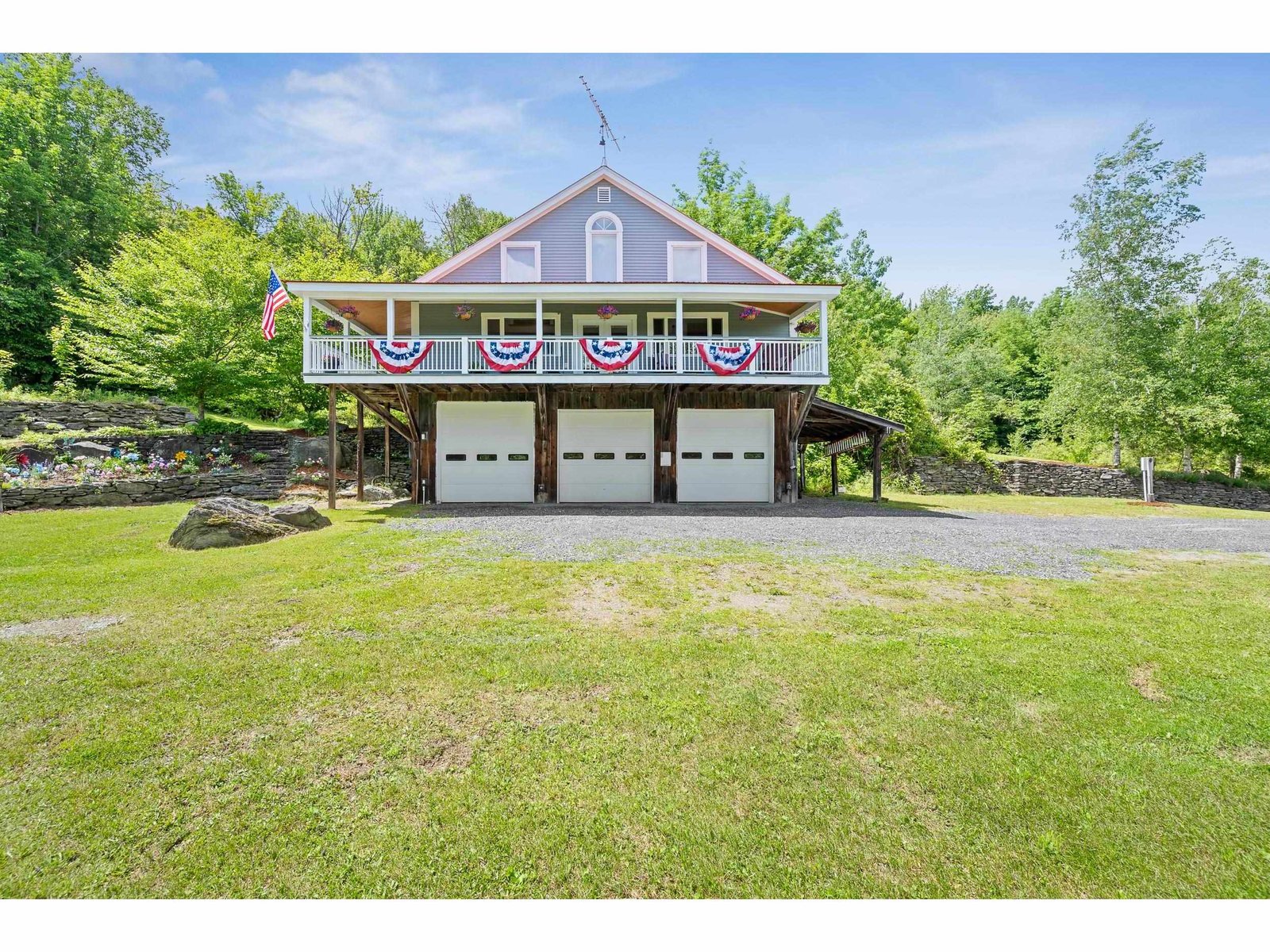 1012 Hallstrom Road