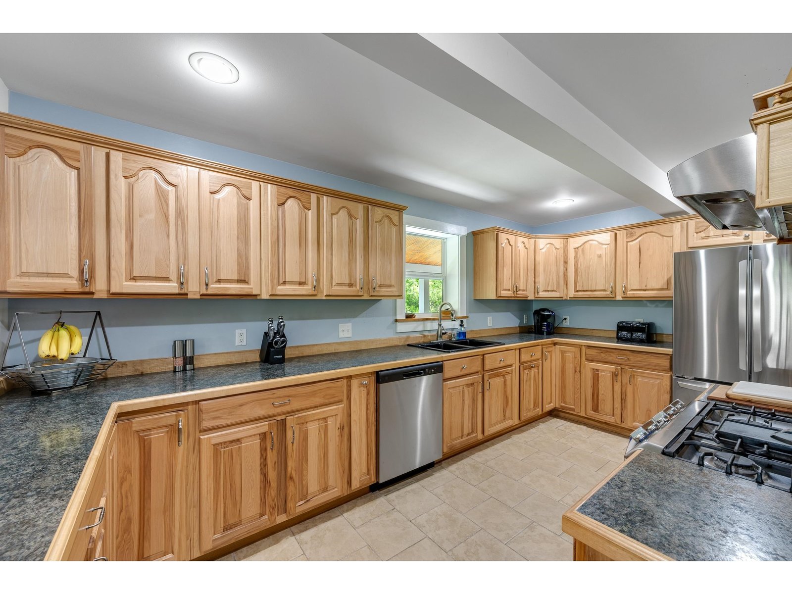 1012 Hallstrom Road
