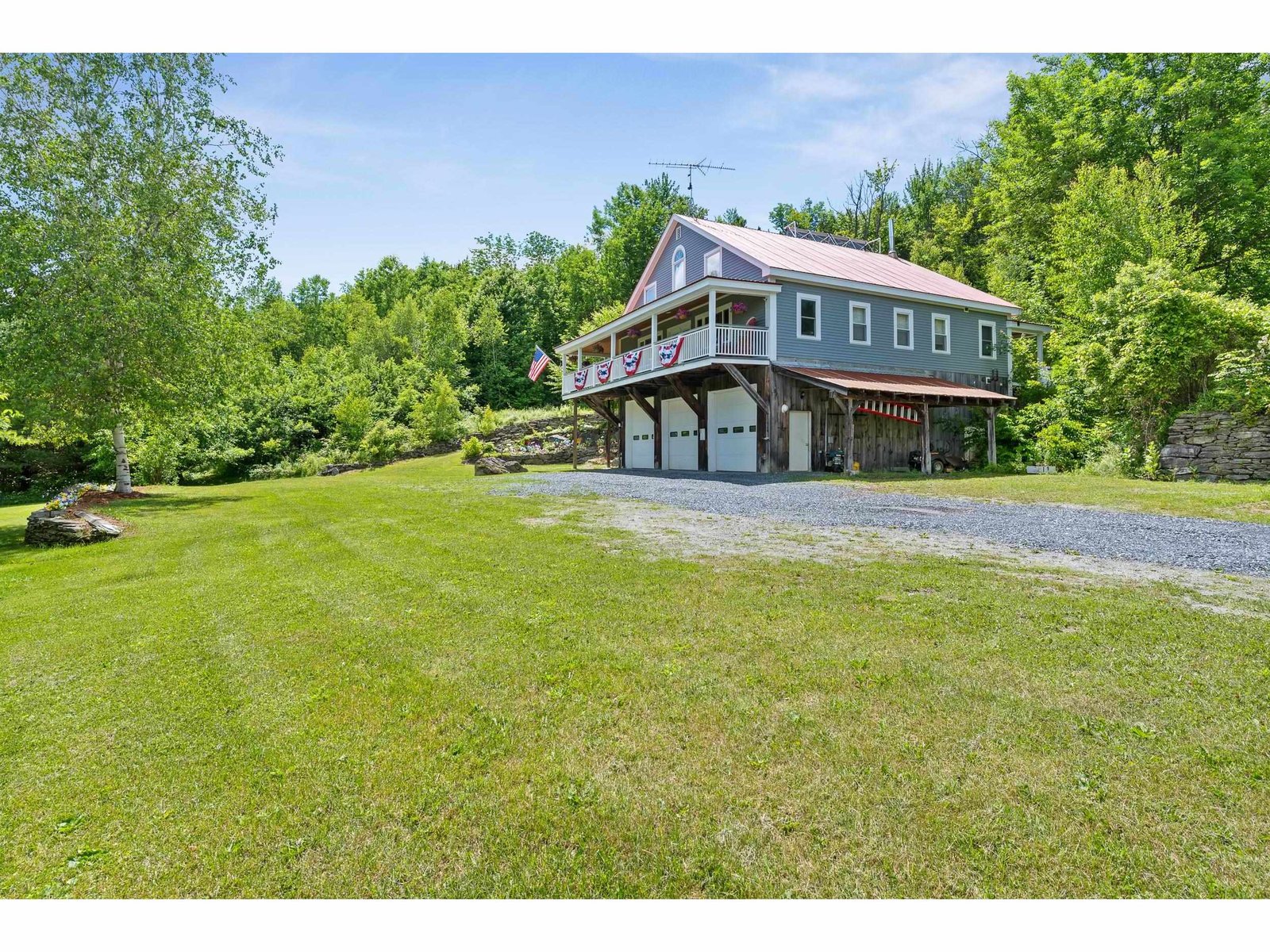 1012 Hallstrom Road