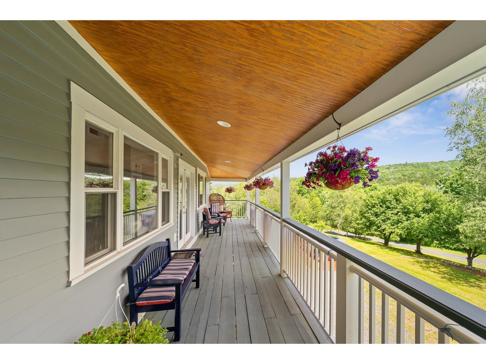 1012 Hallstrom Road