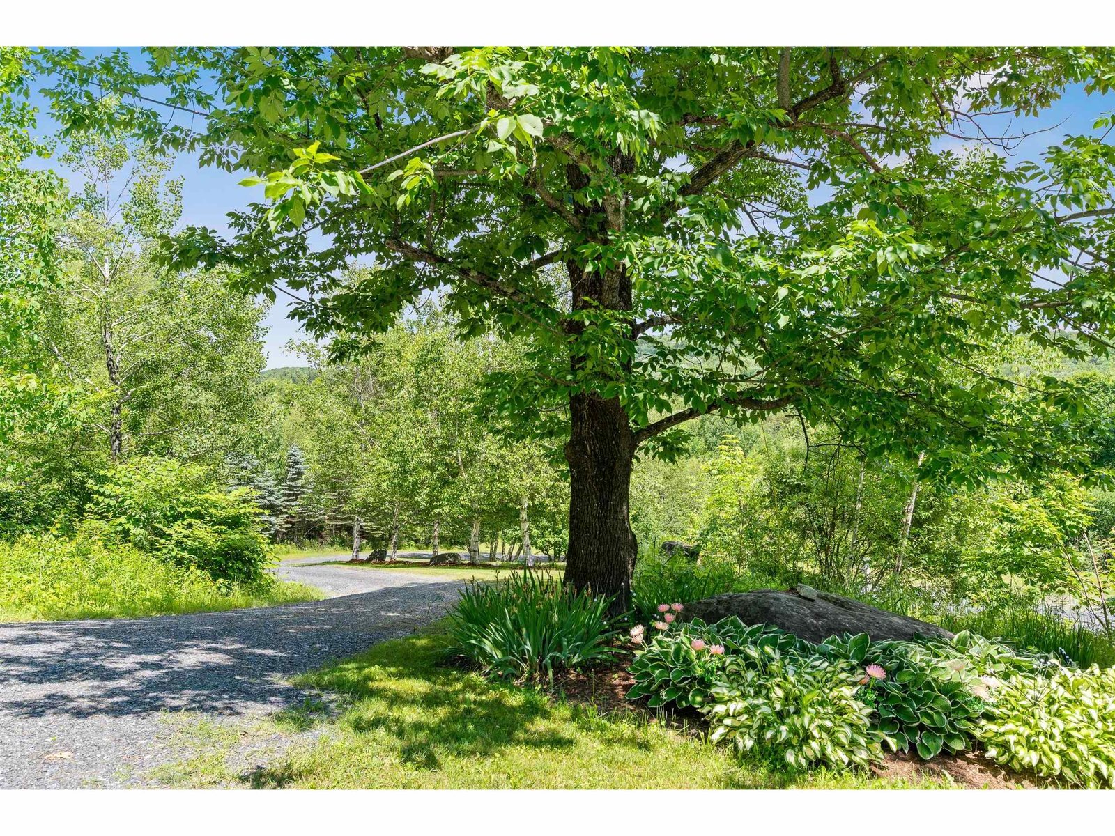 1012 Hallstrom Road