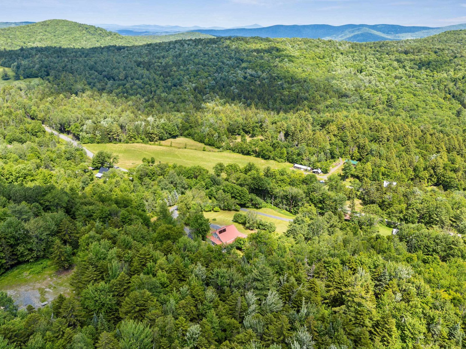 1012 Hallstrom Road