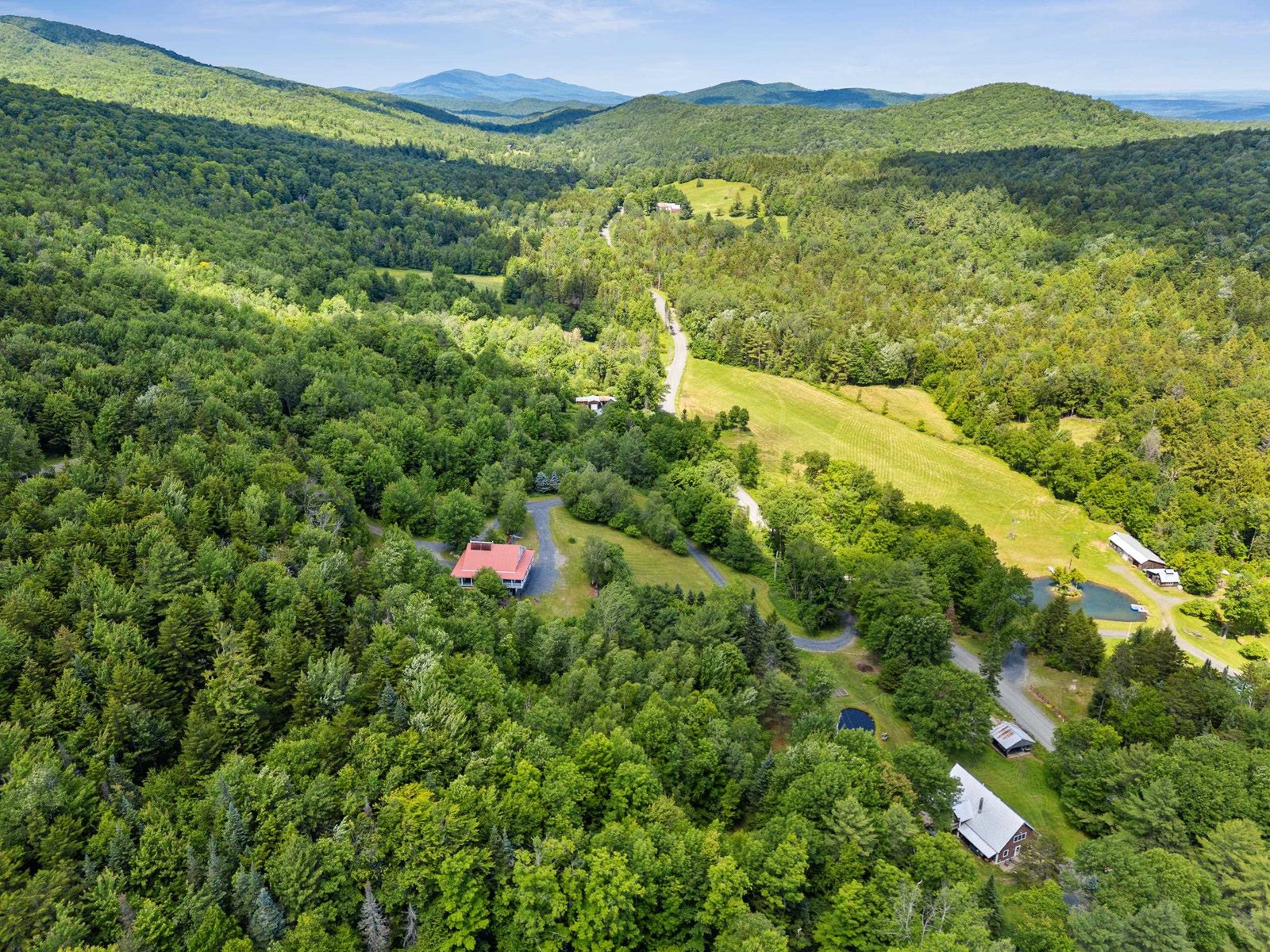 1012 Hallstrom Road