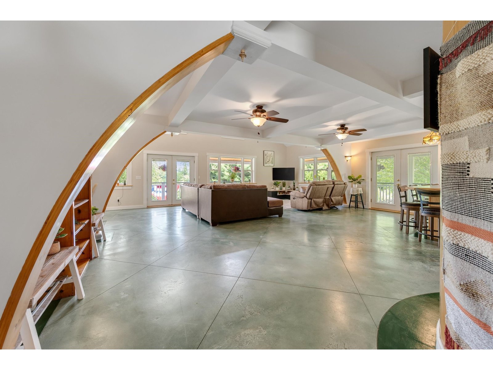 1012 Hallstrom Road