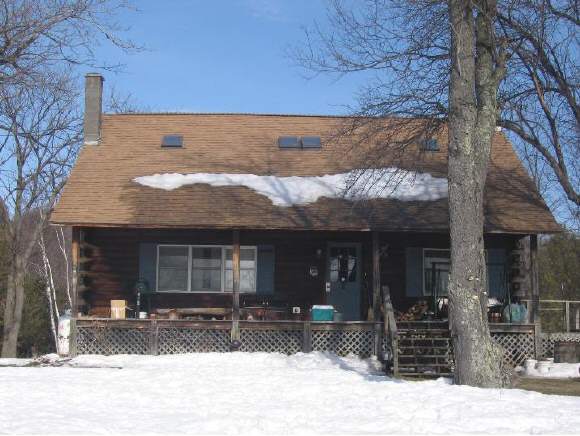 1015 Lake Road