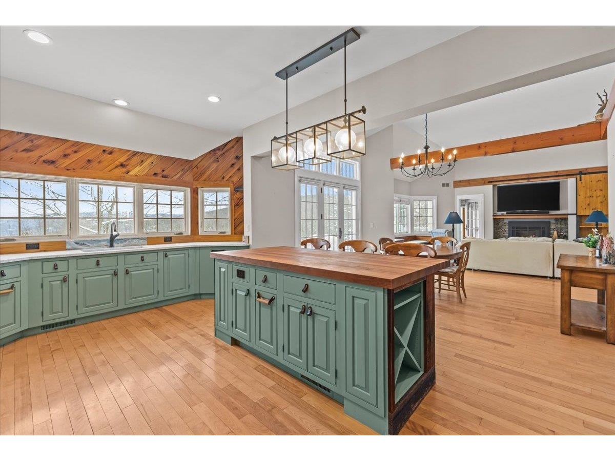1016 Kew Vasseur Road