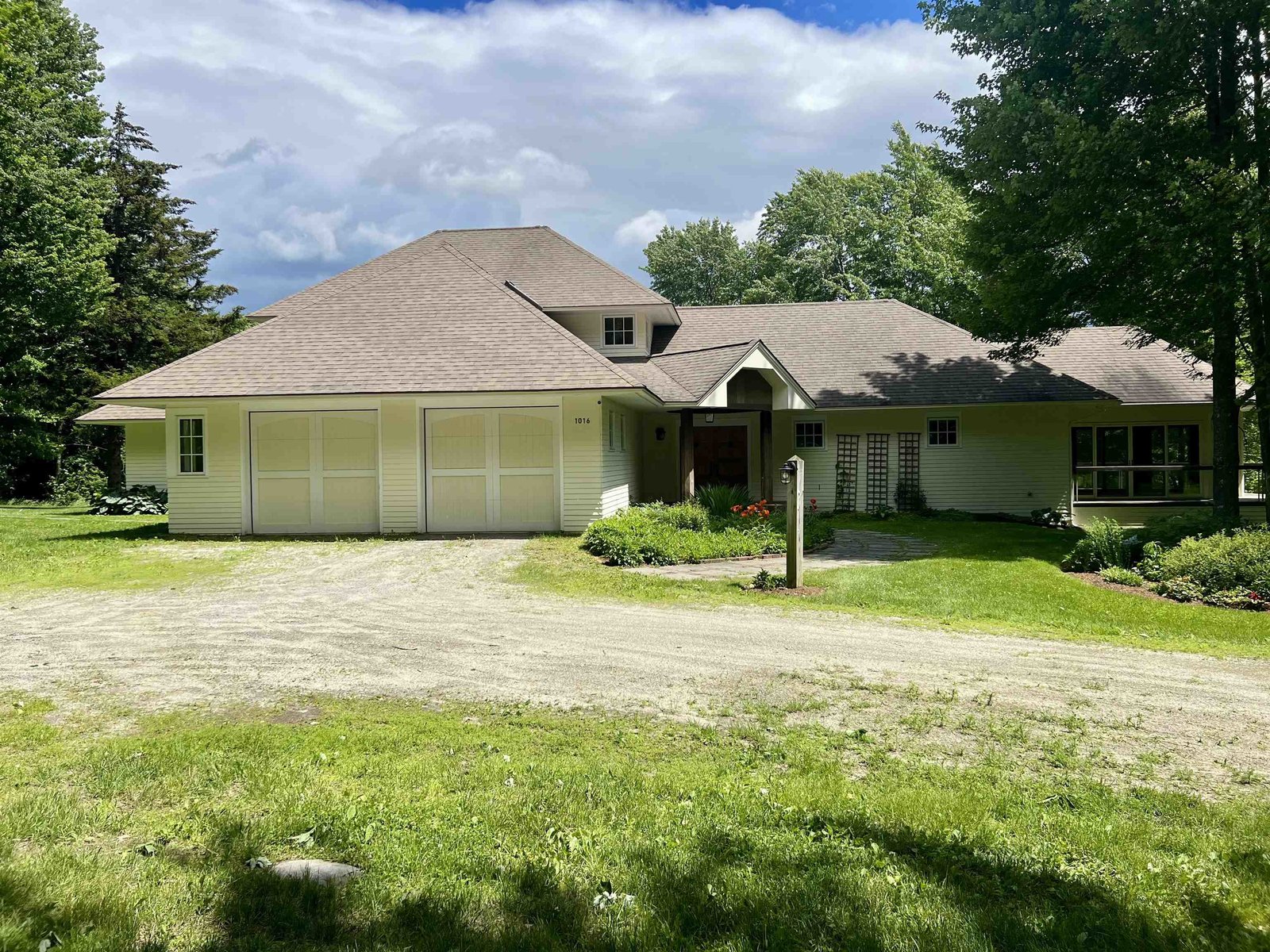 1016 Kew Vasseur Road