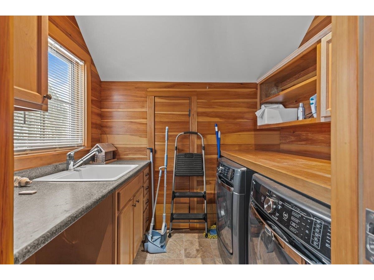 1016 Kew Vasseur Road