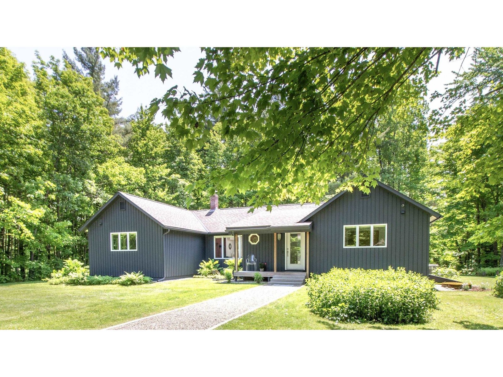 1017 Mayhew Road