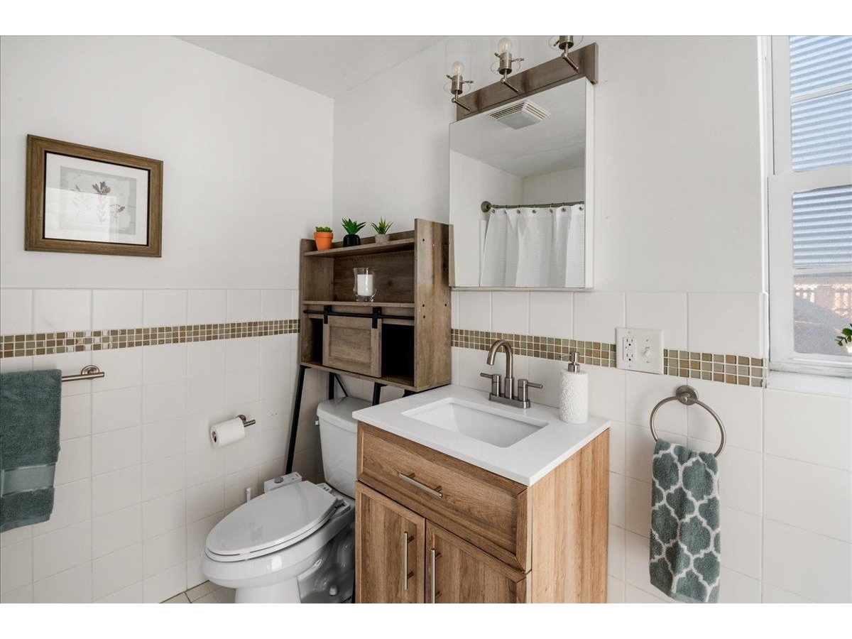 102 East Allen Street, Unit C