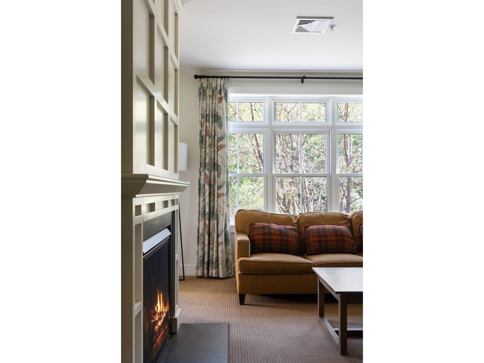 102 Forest Drive, Unit 202 (LO 204)/ IV Clay Brook at Sugarbush