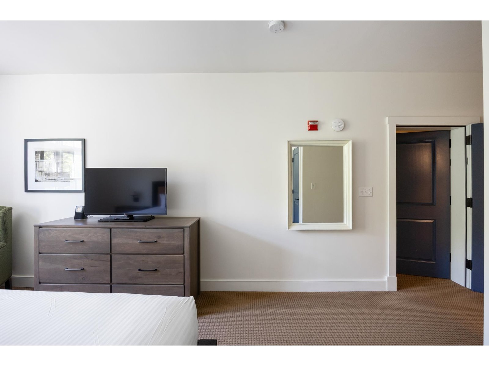 102 Forest Drive, Unit 202 (LO 204)/ IV Clay Brook at Sugarbush