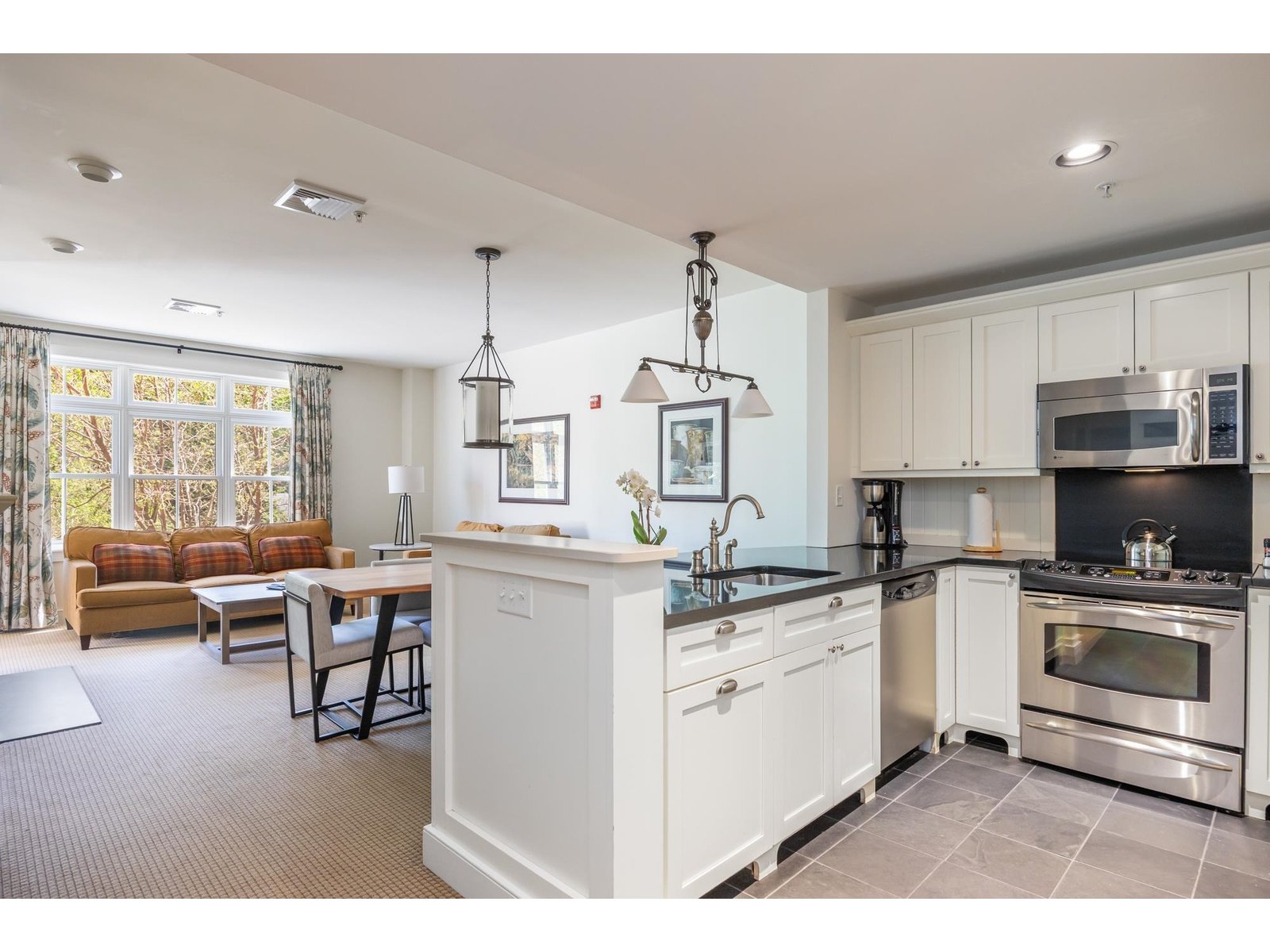 102 Forest Drive, Unit 202 (LO 204)/ IV Clay Brook at Sugarbush
