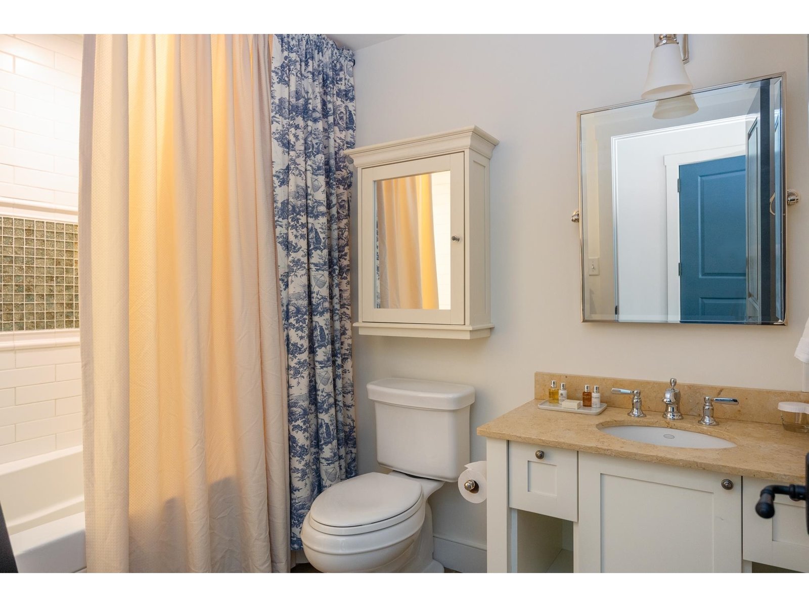 102 Forest Drive, Unit 202 (LO 204)/ IV Clay Brook at Sugarbush