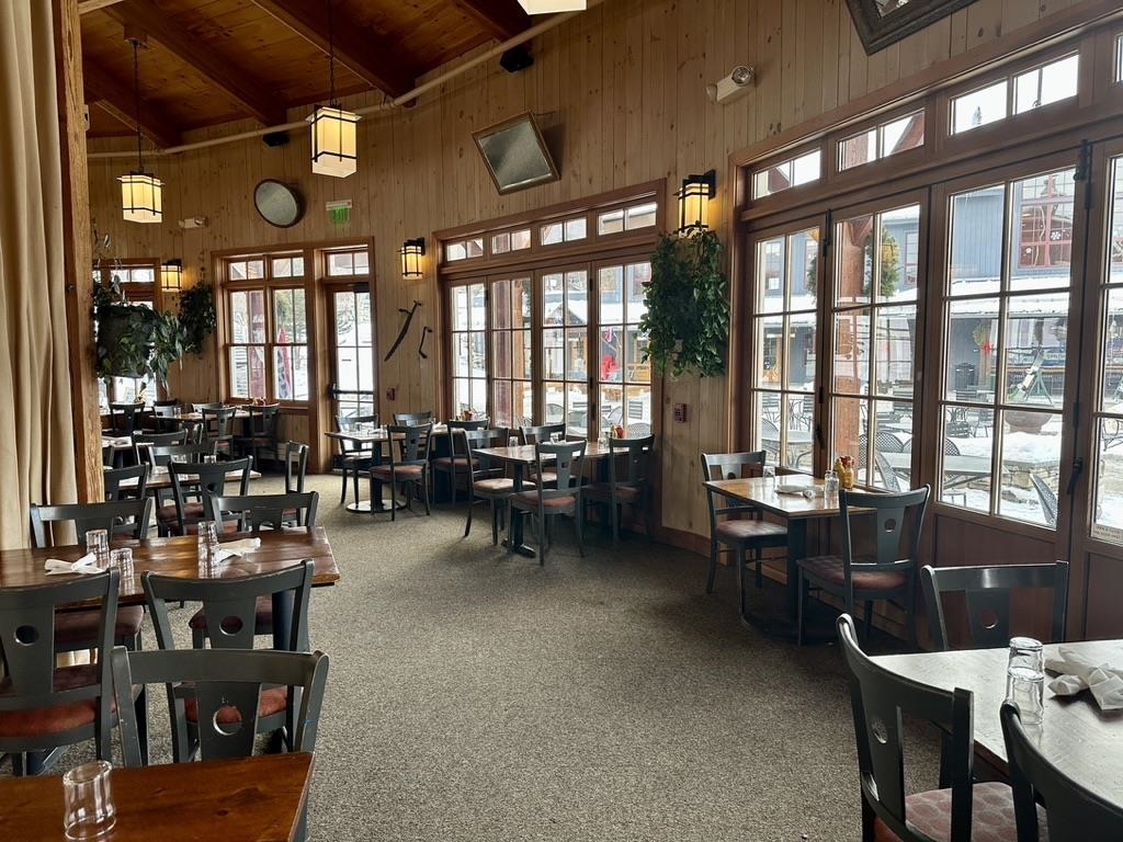 102 Forest Drive, Unit 202 (LO 204)/ IV Clay Brook at Sugarbush