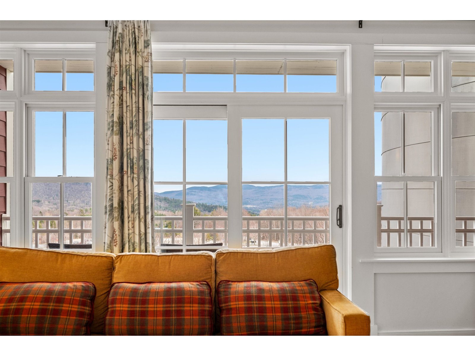 102 Forest Drive, Unit 218 / IV Clay Brook at Sugarbush