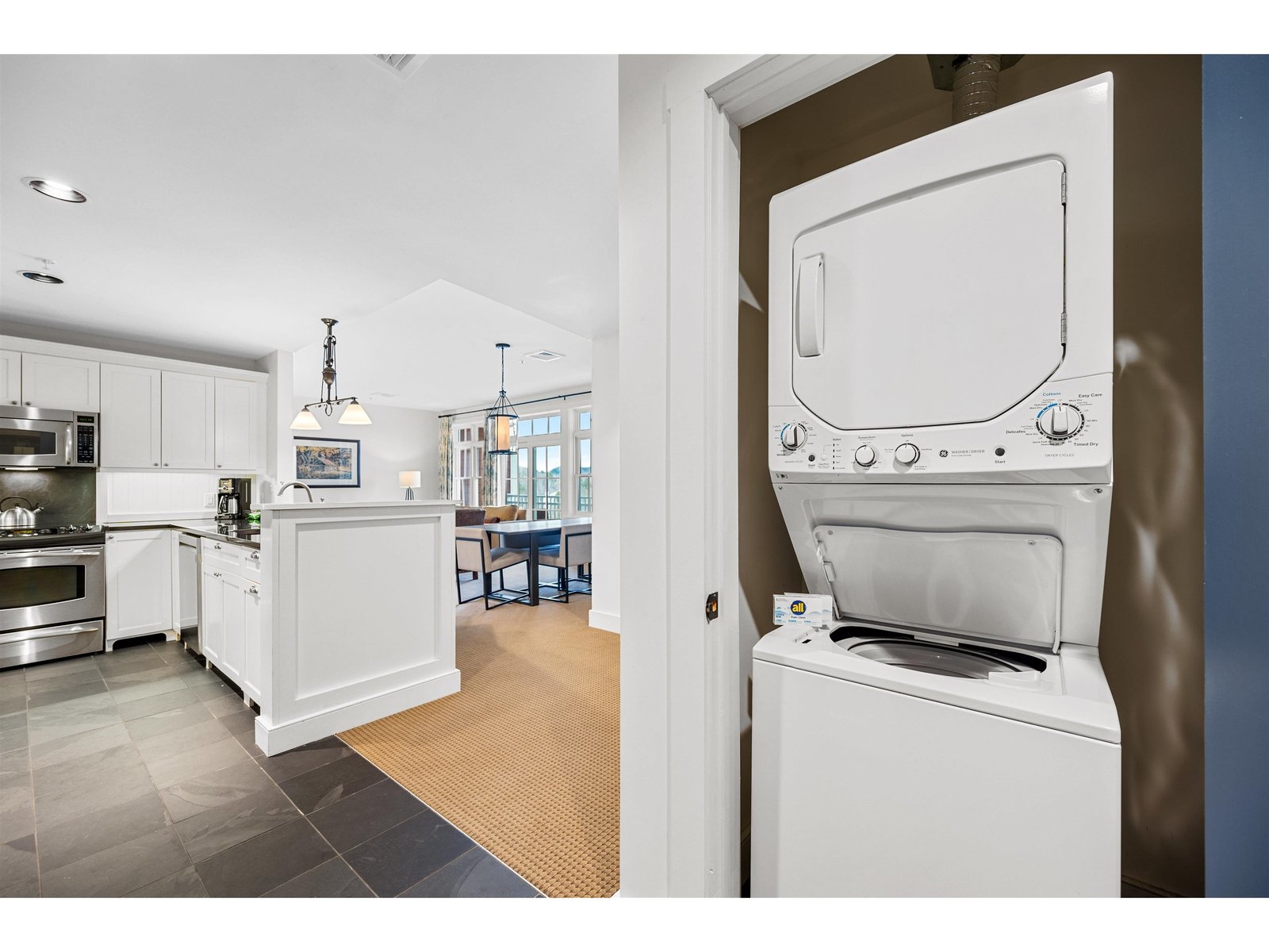 102 Forest Drive, Unit 218 / IV Clay Brook at Sugarbush