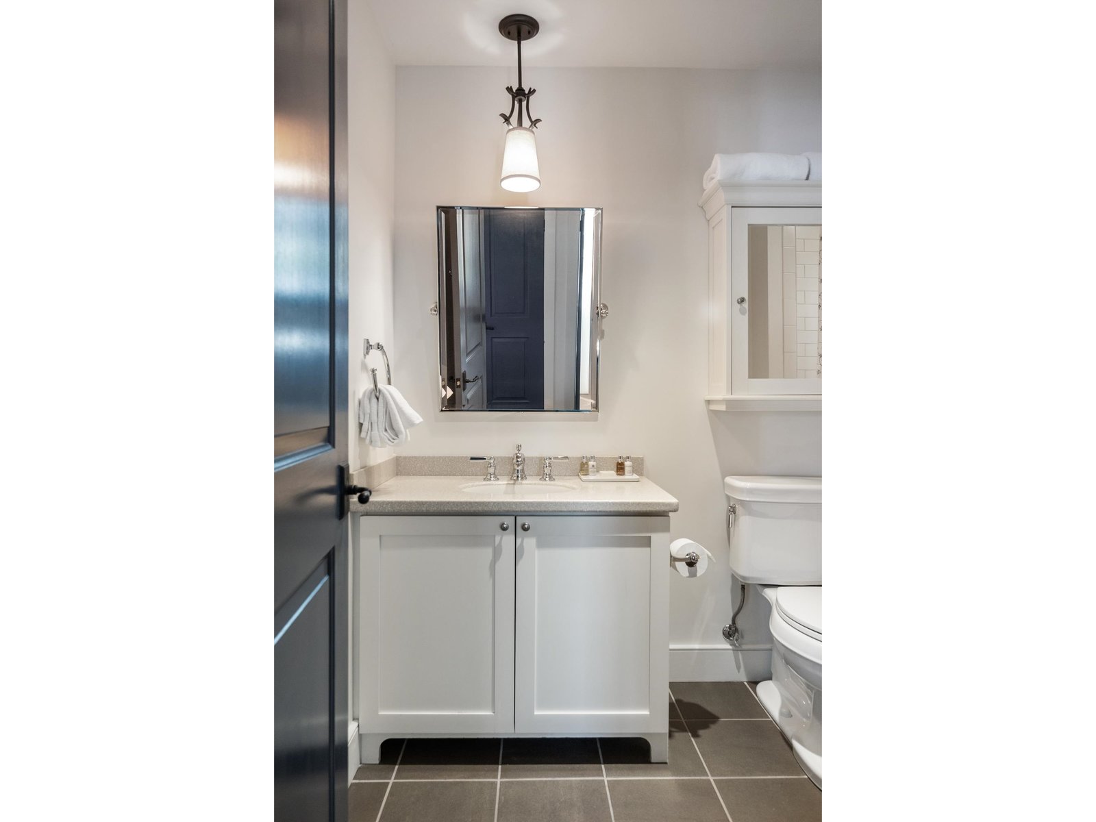 102 Forest Drive, Unit 223 (plus lockout 225) interval I