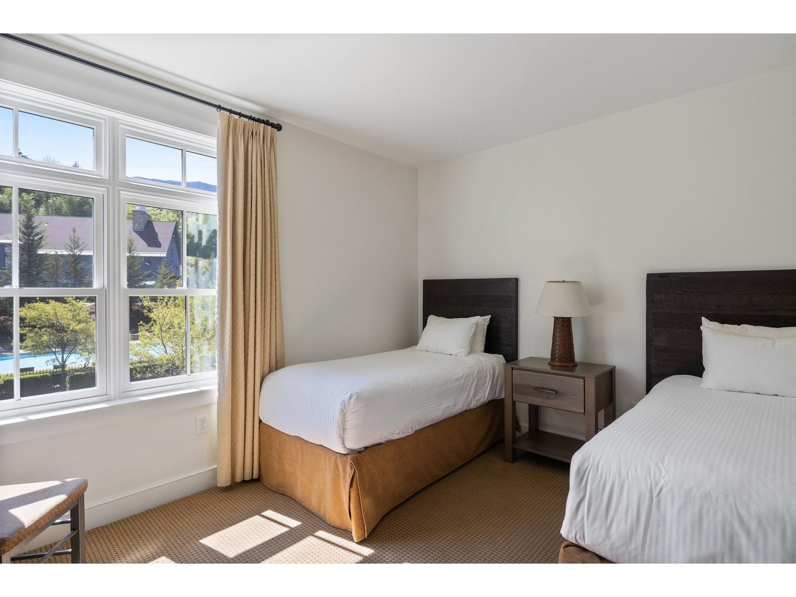 102 Forest Drive, Unit 223 (plus lockout 225) interval I
