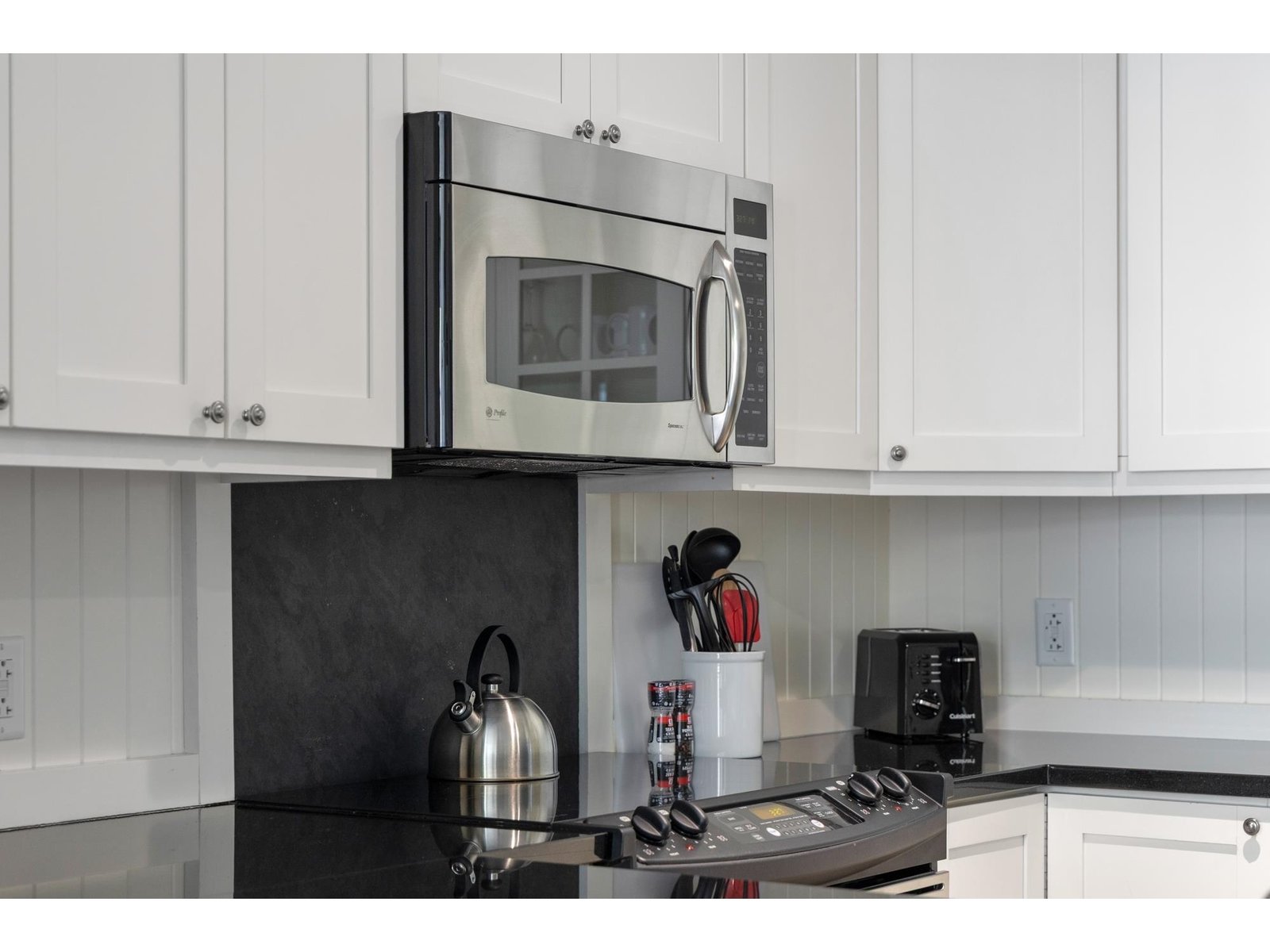 102 Forest Drive, Unit 223 (plus lockout 225) interval I
