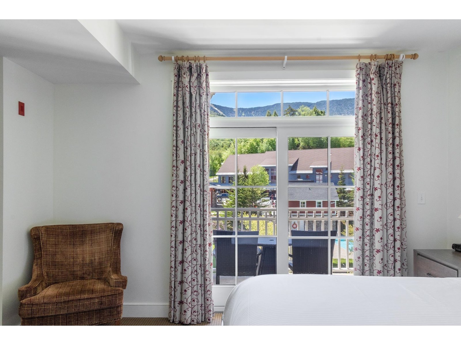 102 Forest Drive, Unit 309 / I Clay Brook at Sugarbush