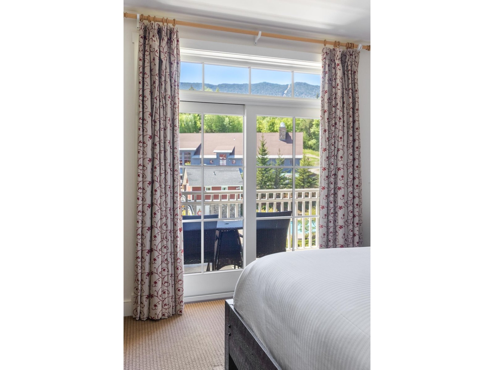 102 Forest Drive, Unit 309 / I Clay Brook at Sugarbush