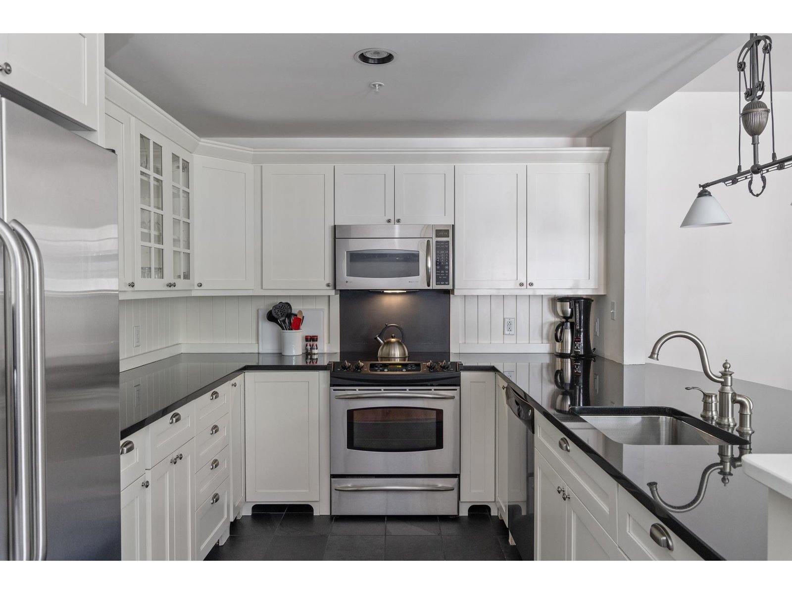 102 Forest Drive, Unit 309 / I Clay Brook at Sugarbush