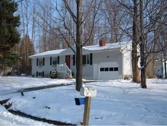 102 Hullcrest Ln
